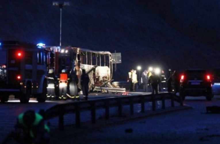 Egy kigyulladt autóbusz követelt 45 halálos áldozatot