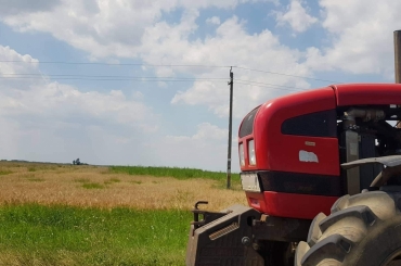 Mezőgazdasági munkagépek az utakon
