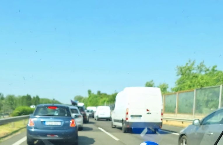 Mindenki a Balatonra megy?