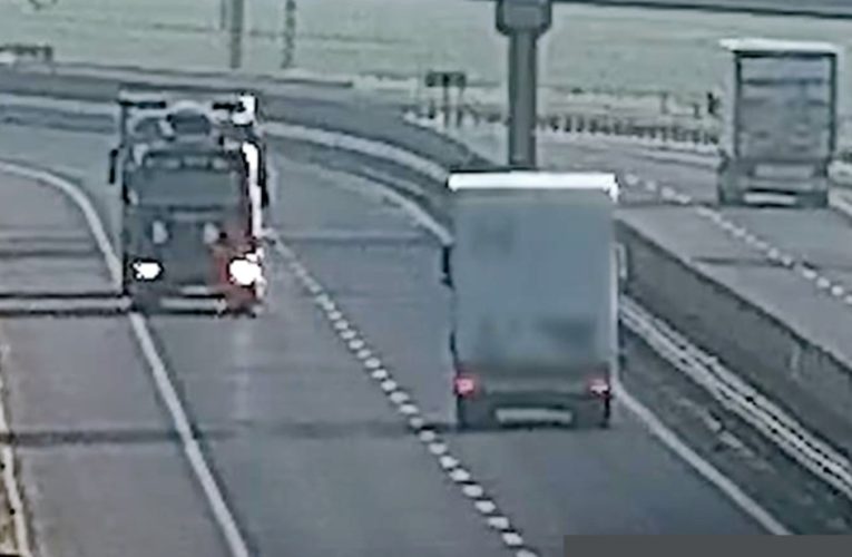 Ezt tedd, ha veled szemben jönnek az autópályán!