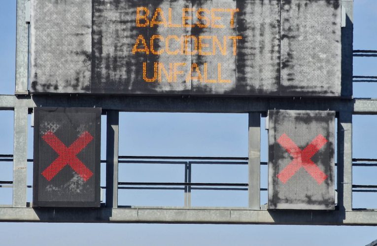 Baleset történt