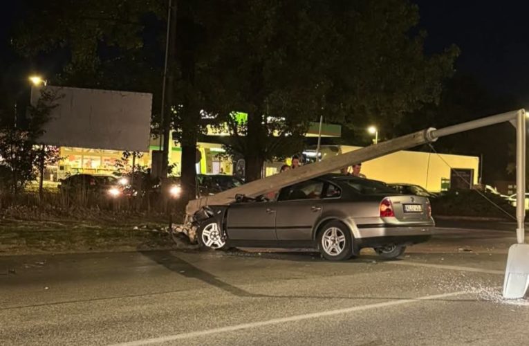 Összeütközött két gépkocsi