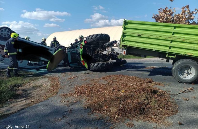 Egy kis traktor és egy furgon ütközött össze