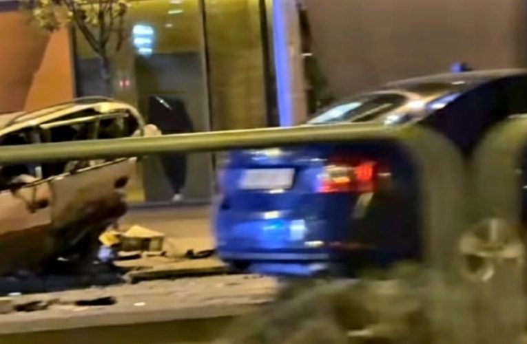 Összeütközött két személygépkocsi