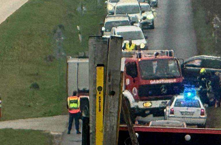 Két személyautó ütközött össze