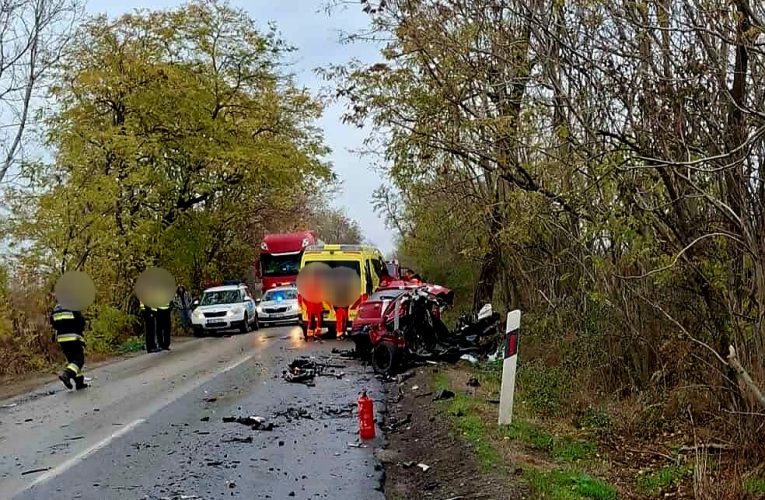 Összeütközött egy személyautó és egy kamion