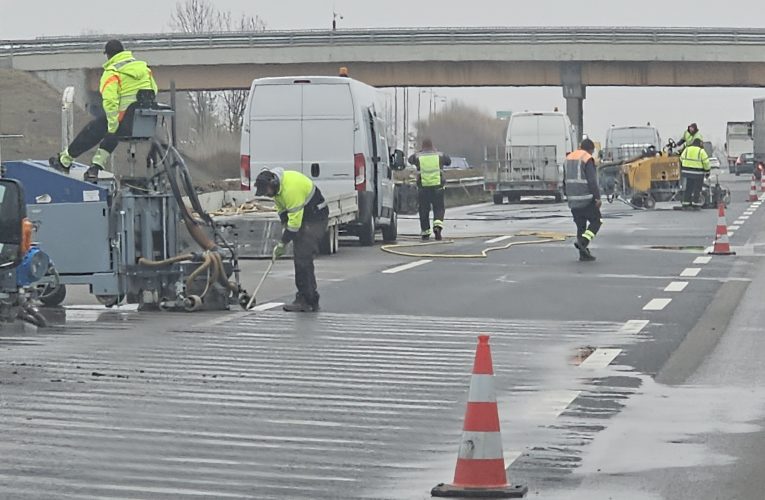 Több vármegyében olcsóbb lesz az éves autópálya-matrica