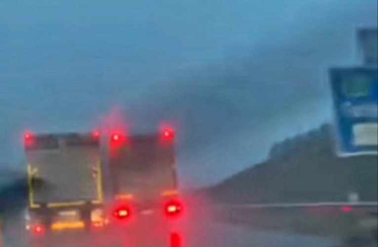 Rendőrkézen a szabálytalan kamionos