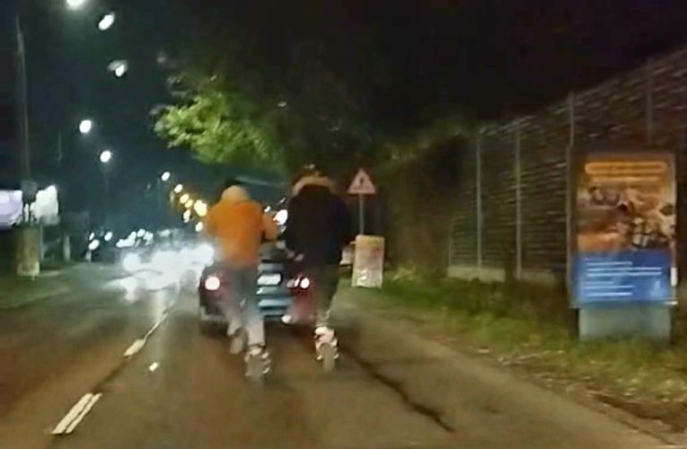 Döbbenetes!60 km/h-val és egykeréken?