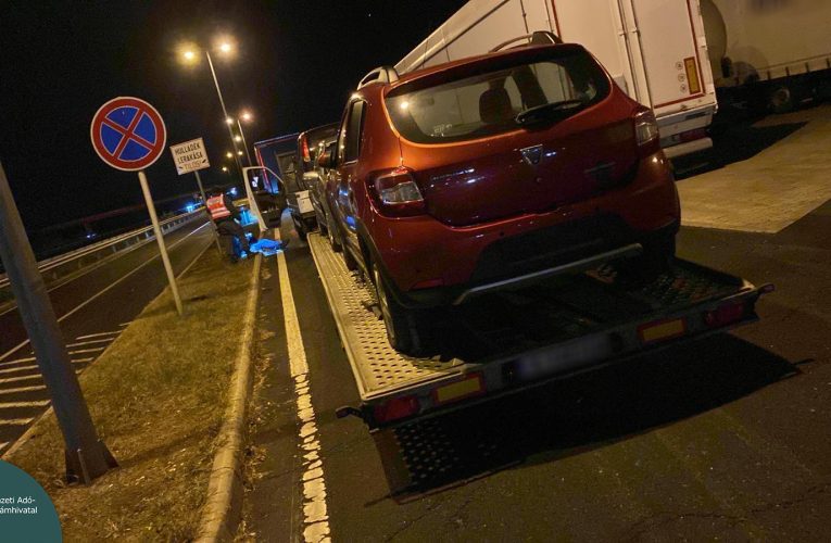 Menetíró-készülék nélkül, hamis papírokkal