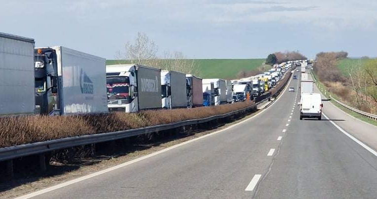 2026-tól autópályára terelik a 20 tonna feletti külföldi kamionokat