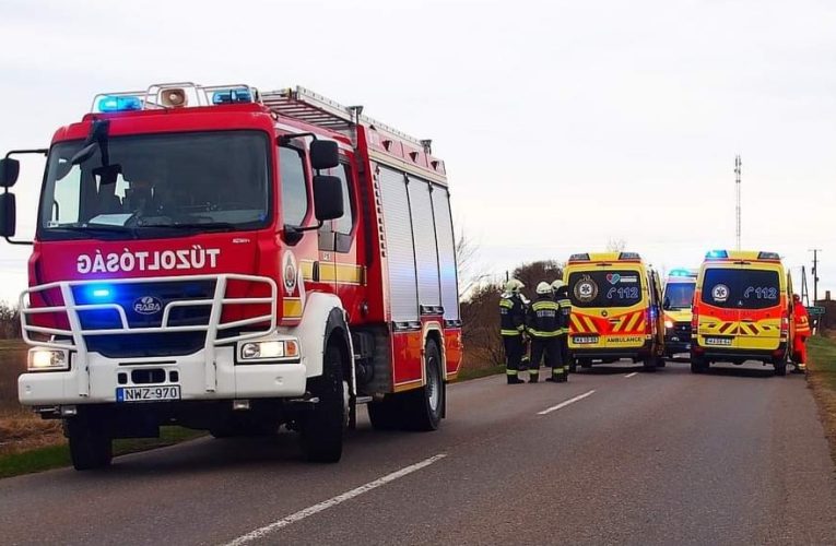 Kamion és kisteherautó ütközött össze