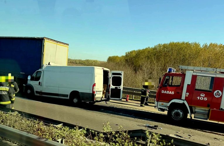 Halálos baleset történt az M5-ös autópályán 
