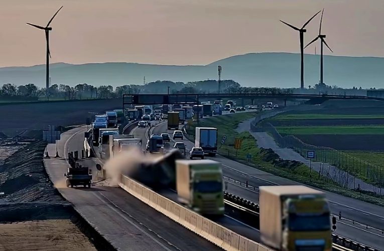 Centiken múlt a tragédia az M1-esen