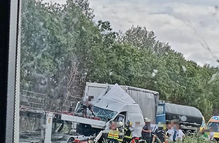 Súlyos baleset történt az M5-ös autópályán