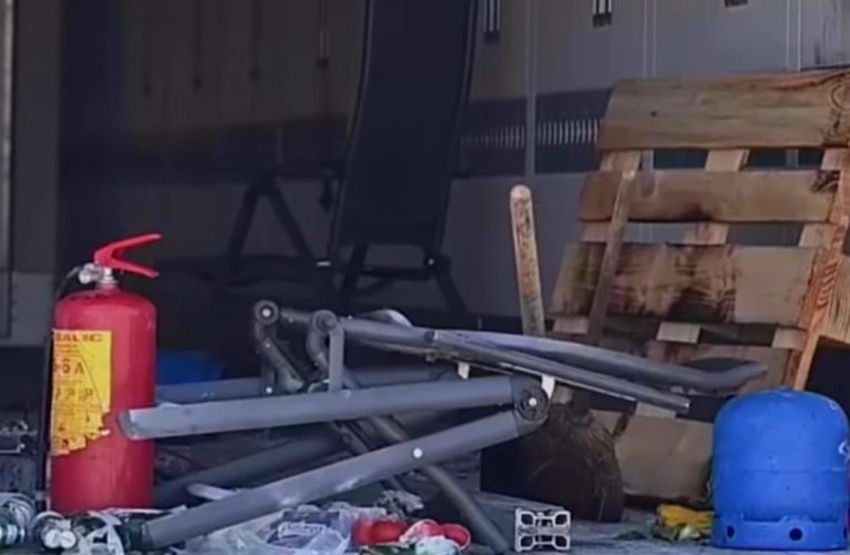Hatalmas robbanás egy kamionparkolóban