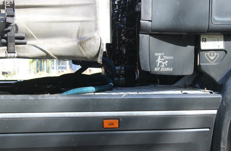 200 liter gázolajat szívott le egy román kamionos az M3-as pihenőjében